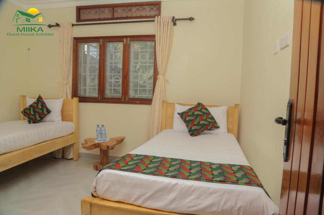 Miika Guest House Ентеббе Екстер'єр фото